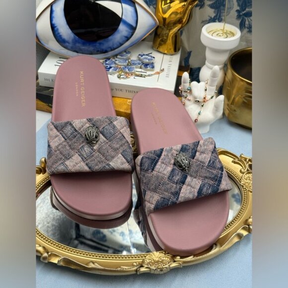 🆕 KURT GEIGER LONDON 🧿 NWOB Pink Bleach Denim Meena Eagle Slides, Sz 40 US9 - Picture 5 of 14